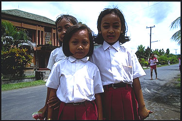 3 girls