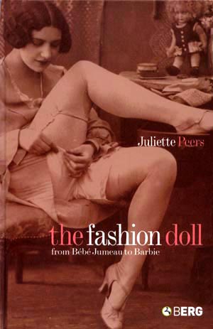 photo cover woman with doll