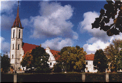 Kretingos katalikų ba�ny�ia
