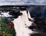Iguazu_Falls_Upperpoint-CDE.jpg