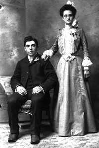Henry & Hannah's Wedding Picture