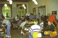 cafe.jpg (14855 bytes)
