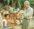 Betinho na Favela do Lix�o, em Duque de Caxias. Foto de Olavo Rufino/AJB - 23/04/93
