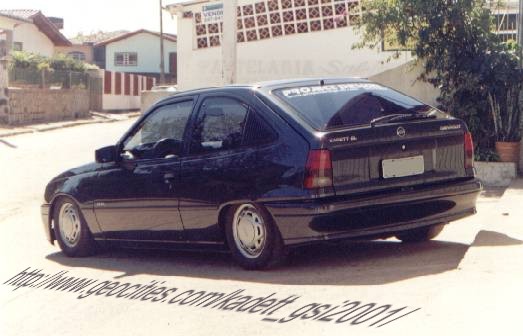 kadett_gsi2001_leitor_alex_04.jpg (45513 bytes)