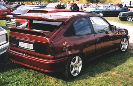 kadett_m_14.jpg (33225 bytes)