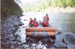rafting2.jpg (8284 bytes)