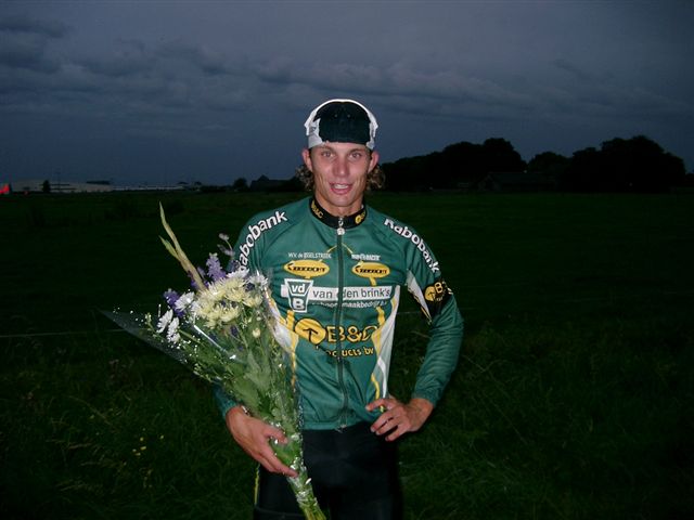 Klik op de foto voor een vergroting!