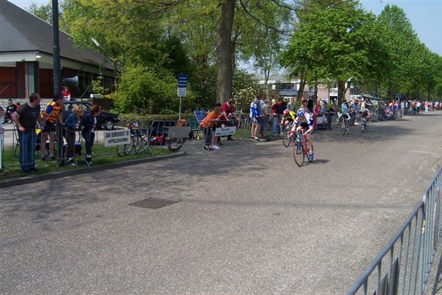 Klik op de foto voor een vergroting!