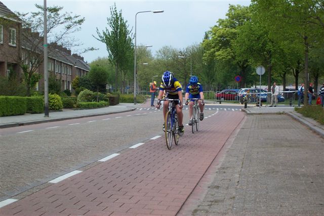 Klik op de foto voor een vergroting!