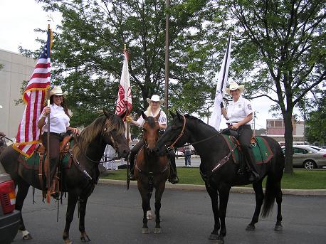 07 Flag Ladies