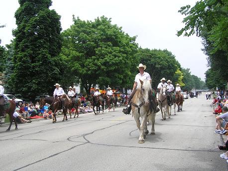 07 Sweedish Days Parade
