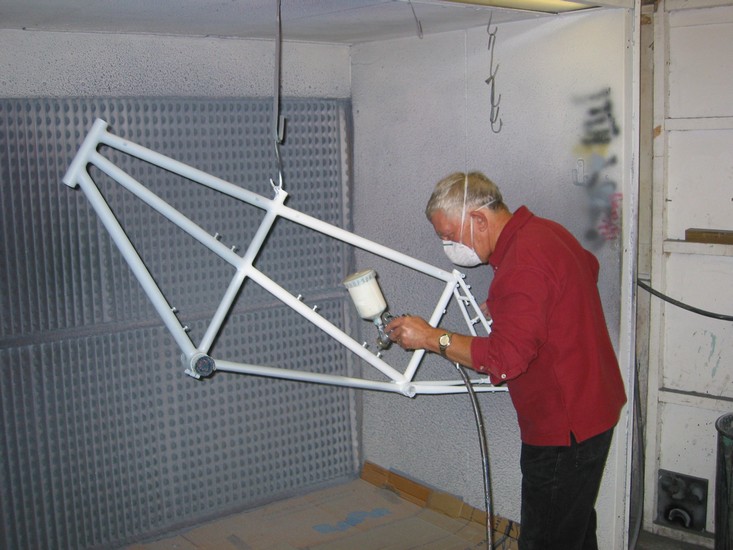 15_Mike_first_undercoating (click for next)