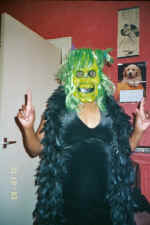 halloween/0010.jpg (63912 bytes)
