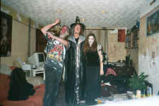 halloween/0022.jpg (73850 bytes)