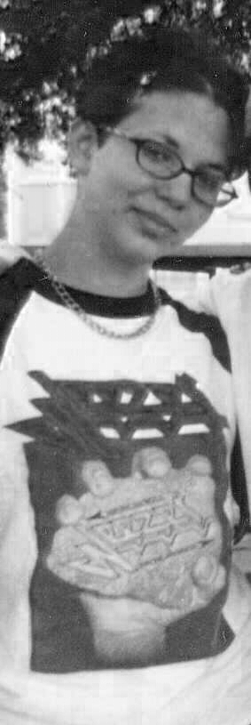 this actually isnt a boy..this is horribly embarassing to post but this is when i thought i was a dyke. therefore i looked like one