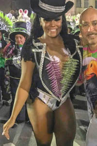 Sexy samba tanzende mulatto frauen kost�me- Rio karneval