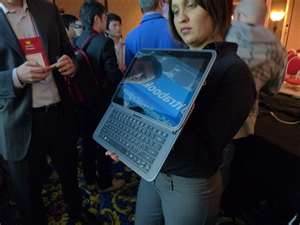 http://3.bp.blogspot.com/-aPos_ltSZQI/UJNFYcE6i0I/AAAAAAAAADU/2m7pe-fyg3M/s1600/ultrabook.jpg