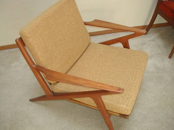“chair”