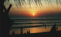 Zonsondergang in Kuta op Bali.