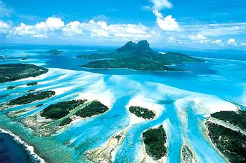 De vele motu rond Bora Bora.