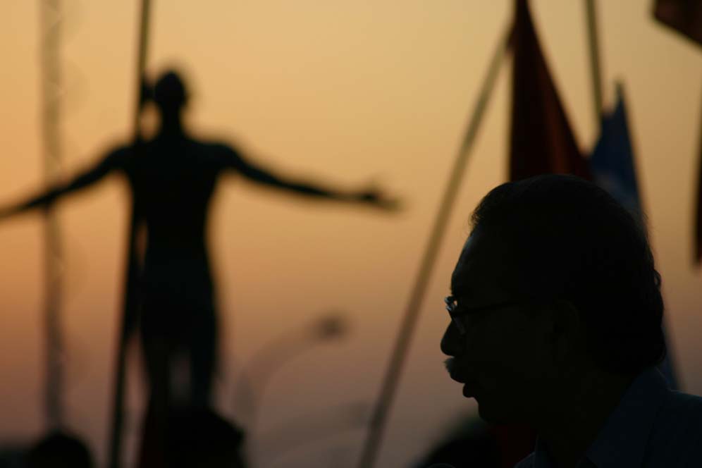 Prof. Randy David at the Quezon Hall Rally against PP1017