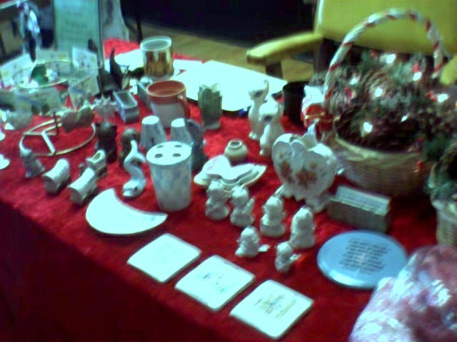 K & L Enterprise table at the Kittitas Bazaar.