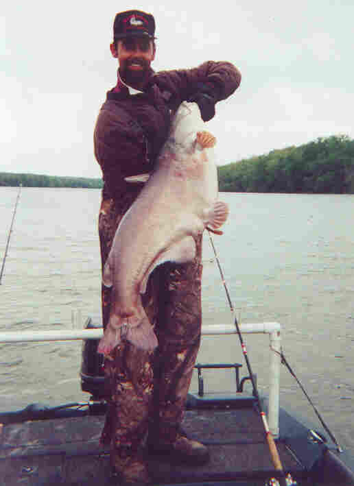 Joe Hall with a BIG Blue Cat