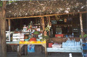 Luang Prabang: Shop at the bus station
