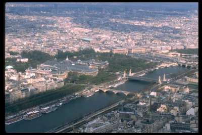 Another photo of Paris from the Eifel Tower perhaps?