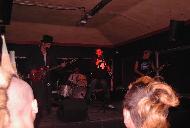 Le pillole radioattive al loro primo concerto al 4fun ad Halloween: grandiosi!