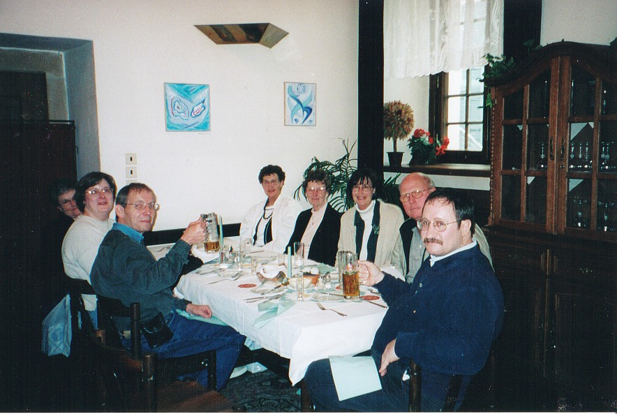 Kolowratrestaurant.jpg (155435 bytes)