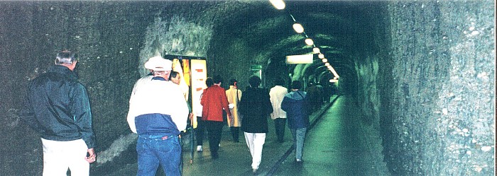 SalzburgTunnel2.jpg (360873 bytes)