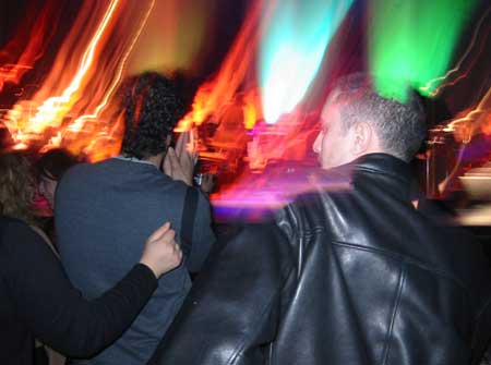 Kazem el Sahir fans in New York. B. Eyre