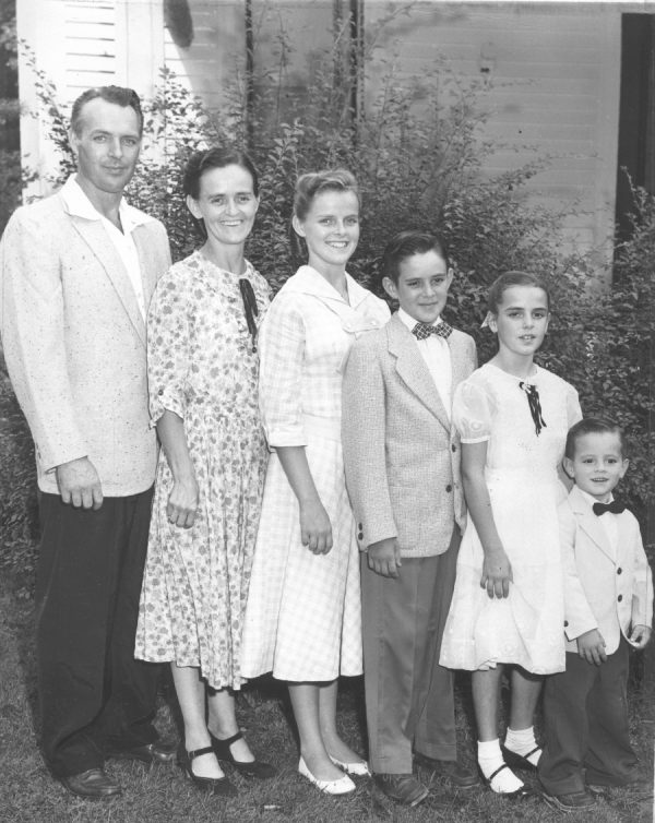 Jim & Lois Lynn Family