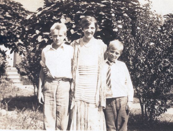 Jim, Millie & Bill Lynn