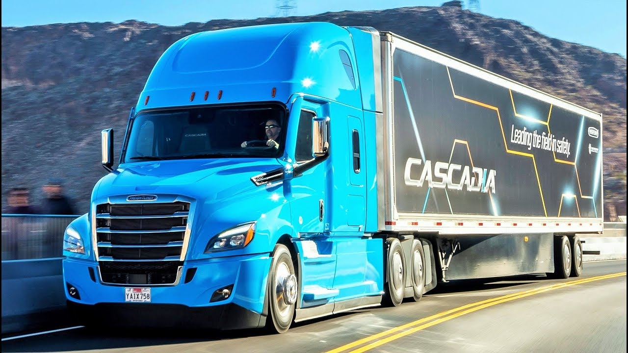Freightliner semi-truck 