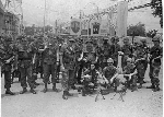 afvn-going-to-rifle-range-1972.jpg

51.16 KB 
1130 x 813 
2/7/1999
