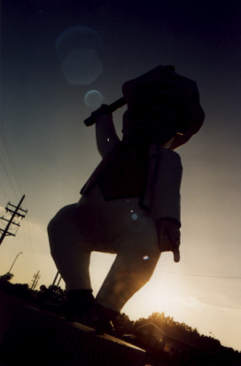 The Awe-Inspiring I-80 Chef (now gone)!