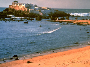 Sidi Abderrahmane.&nbsp; Like one's youth, it looks much better from afar.