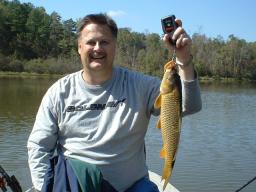 Chuck4lb.JPG (11060 bytes)