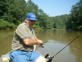 RogerAction.JPG (12115 bytes)
