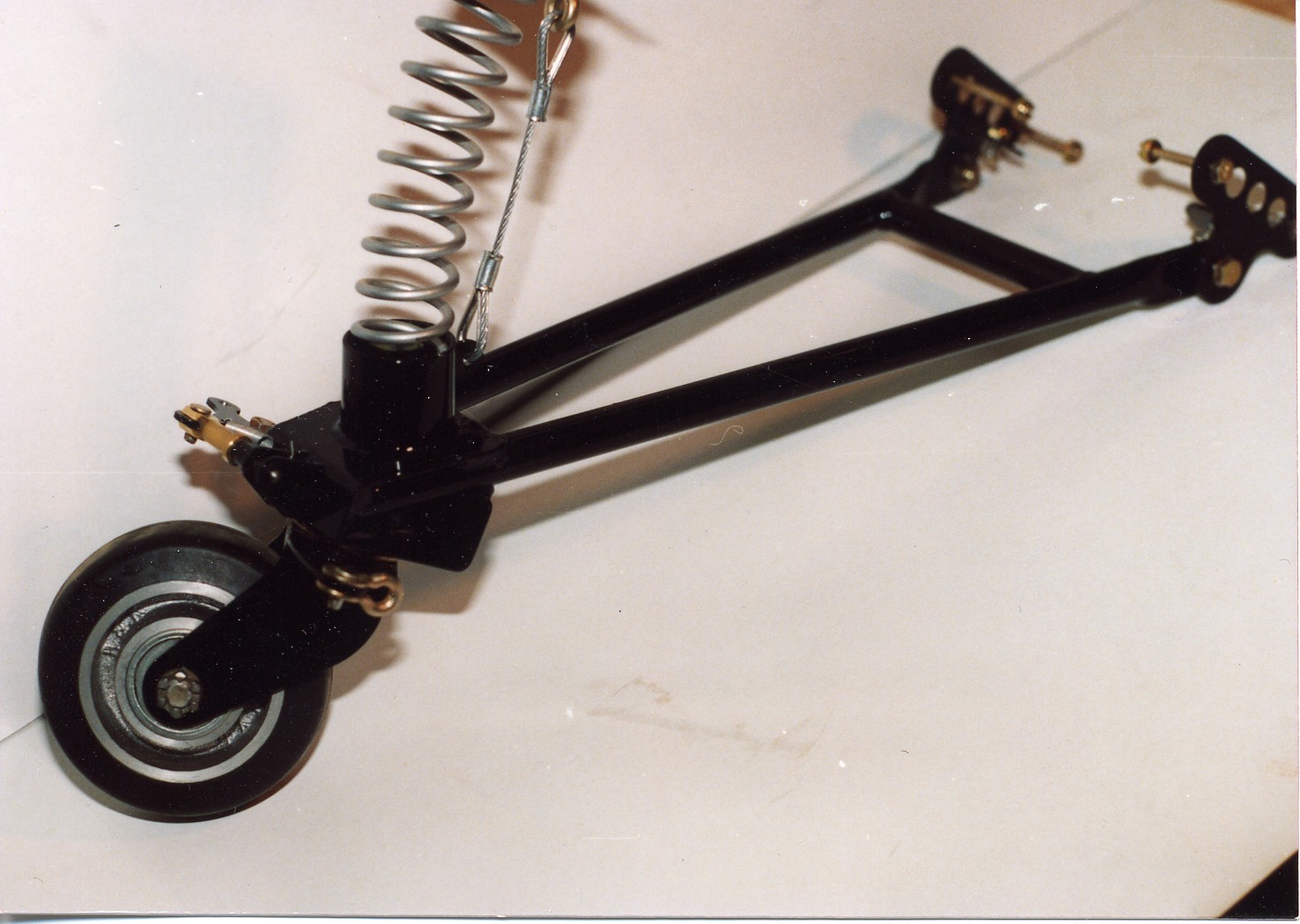 Steerable Tail Wheel