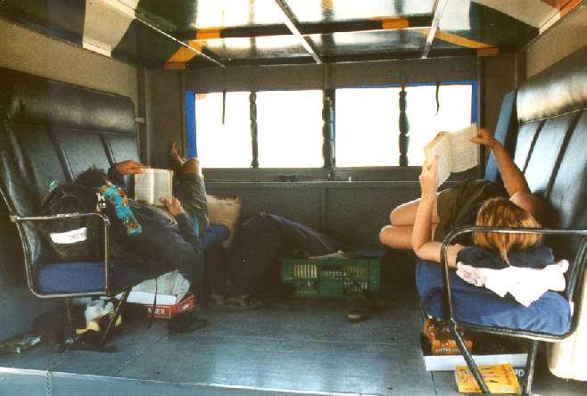 The_front_of_the_truck.jpg - 33148 Bytes