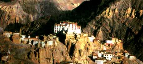 maha2.jpg (18616 bytes)