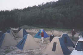 fraserisland-backpacker-4x4-tents.jpg (20342 bytes)