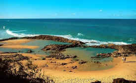 fraserisland-champagne-pools-fraser-island-swimming.jpg (33481 bytes)