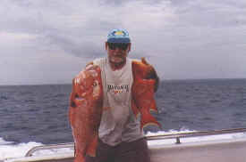 hombre_fish_023a.jpg (32492 bytes)