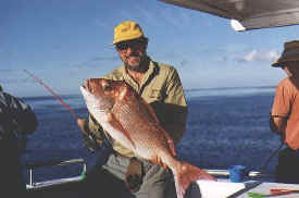 hombre_fish_036a.jpg (39368 bytes)