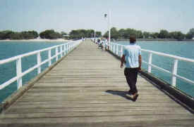 kevins-urangan-pier.jpg (21915 bytes)