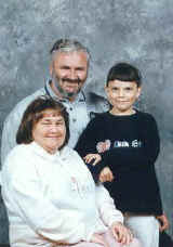 family.jpg (11745 bytes)